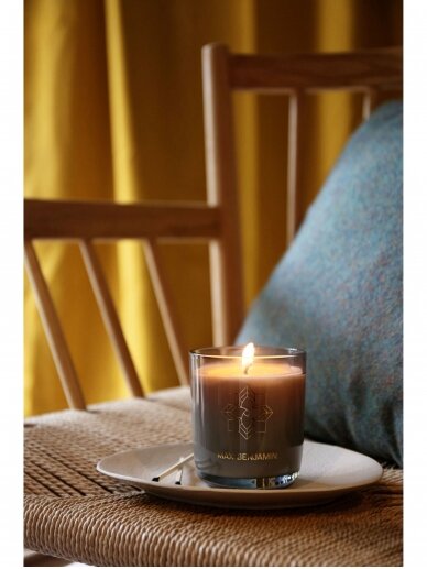 "Max Benjamin" aromatinė žvakė - Irish Leather & Oud 1